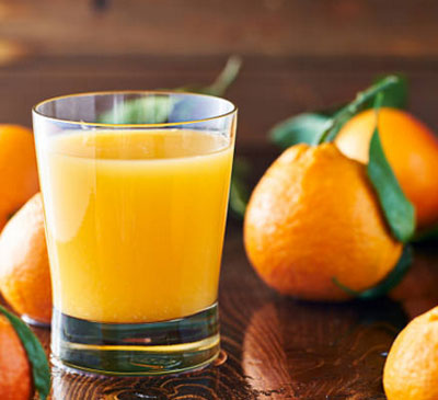 Какие витамины содержатся в апельсиновом соке thumbnail